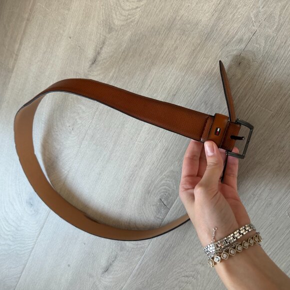 TOMMY HILFIGER brown belt 34-36 excellent condition - Picture 5 of 8